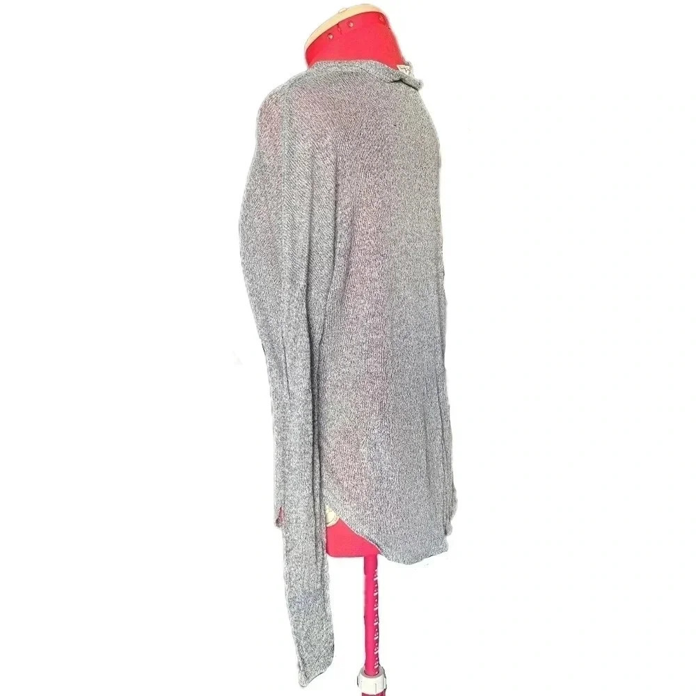 Express One Eleven, Size S, Light Grey Strappy Long Sleeve Top - Picture 3 of 12